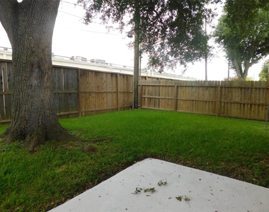 2754 Quarry Hill Road - Photo Thumbnail 47