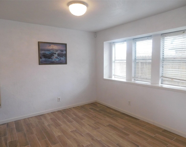 2754 Quarry Hill Road - Photo Thumbnail 30