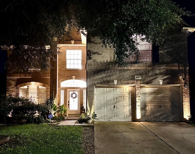 210 Windrift Court - Photo Thumbnail 1