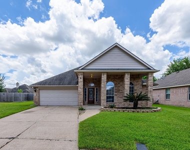21011 Narrow Gate Drive - Photo Thumbnail 1