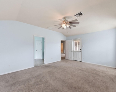 21011 Narrow Gate Drive - Photo Thumbnail 15