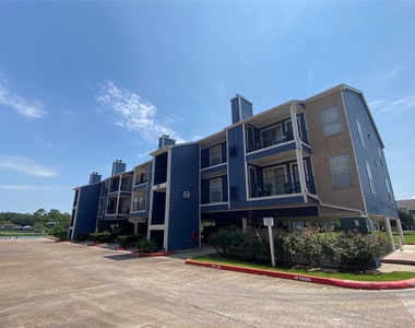 18519 Egret Bay Boulevard - Photo Thumbnail 32