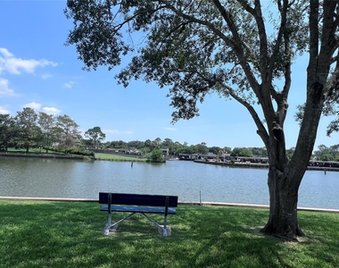 18519 Egret Bay Boulevard - Photo Thumbnail 27