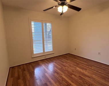 18519 Egret Bay Boulevard - Photo Thumbnail 18