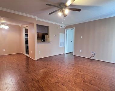 18519 Egret Bay Boulevard - Photo Thumbnail 11