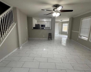 17002 Westminster Village Court - Photo Thumbnail 6