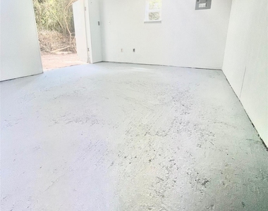 3126 Village Woods Drive - Photo Thumbnail 21