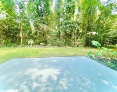 3126 Village Woods Drive - Photo Thumbnail 20