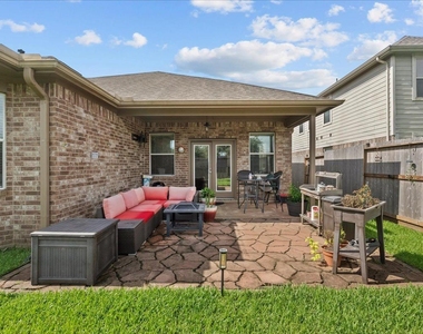 2875 Torano Circle - Photo Thumbnail 25