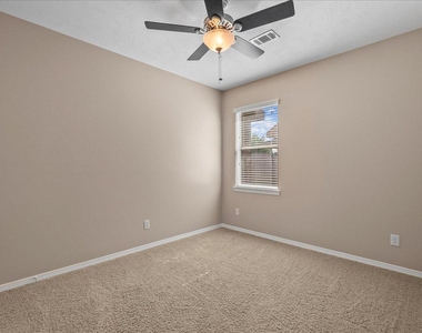 2875 Torano Circle - Photo Thumbnail 19