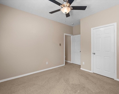 2875 Torano Circle - Photo Thumbnail 20