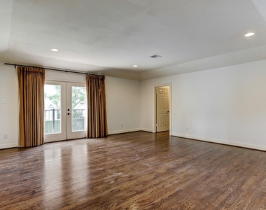 2911 University Boulevard - Photo Thumbnail 16