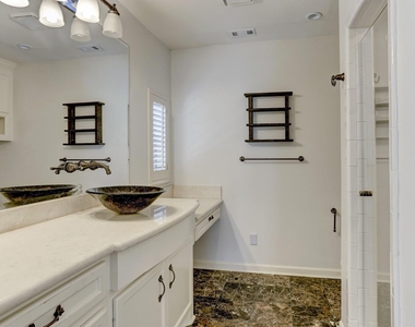 2911 University Boulevard - Photo Thumbnail 15