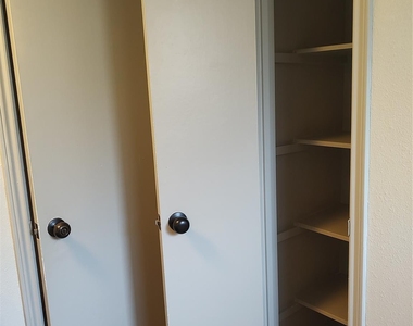 7514 Fuchsia Lane - Photo Thumbnail 13
