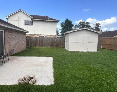 7514 Fuchsia Lane - Photo Thumbnail 16
