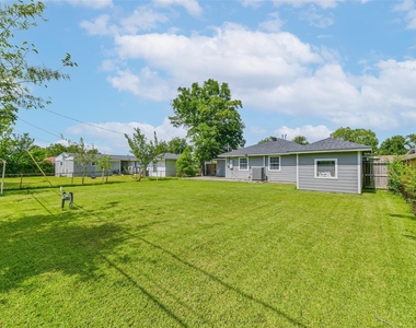 938 Vivian Avenue - Photo Thumbnail 25