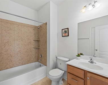22611 Bellwick Ridge Lane - Photo Thumbnail 16