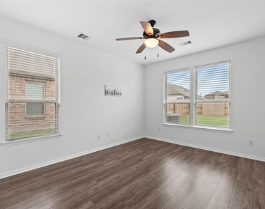 22611 Bellwick Ridge Lane - Photo Thumbnail 14