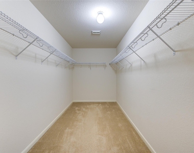 15326 Mission Oak Drive - Photo Thumbnail 20