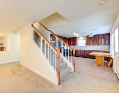 15326 Mission Oak Drive - Photo Thumbnail 3