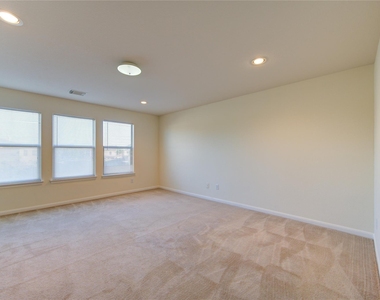 15326 Mission Oak Drive - Photo Thumbnail 15