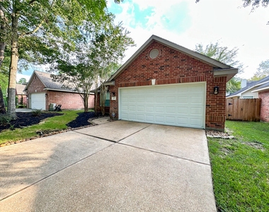 27 Auburn Path Drive - Photo Thumbnail 2