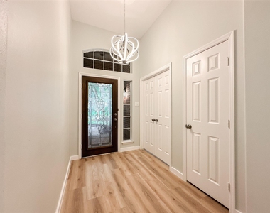 27 Auburn Path Drive - Photo Thumbnail 4