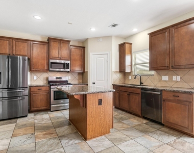 328 Country Crossing Circle - Photo Thumbnail 4