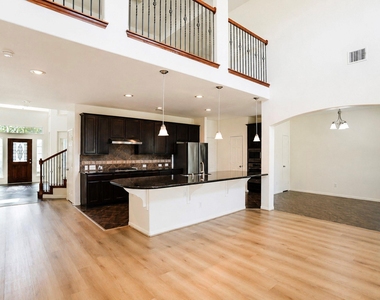 3303 Belmont River Lane - Photo Thumbnail 10