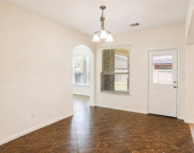 3303 Belmont River Lane - Photo Thumbnail 15