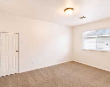 3303 Belmont River Lane - Photo Thumbnail 35