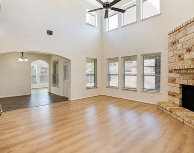 3303 Belmont River Lane - Photo Thumbnail 9