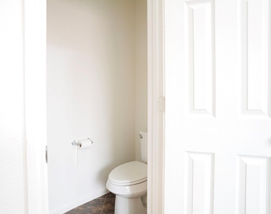 3303 Belmont River Lane - Photo Thumbnail 22