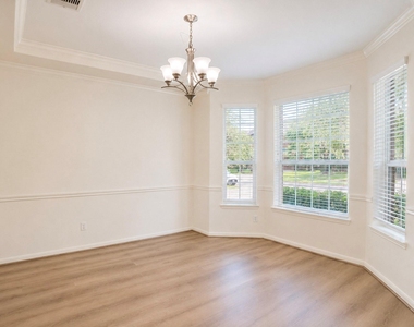 3303 Belmont River Lane - Photo Thumbnail 4