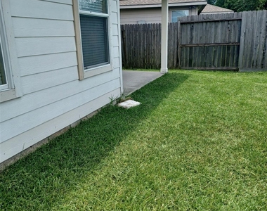 11750 Pinemeade Lane - Photo Thumbnail 44