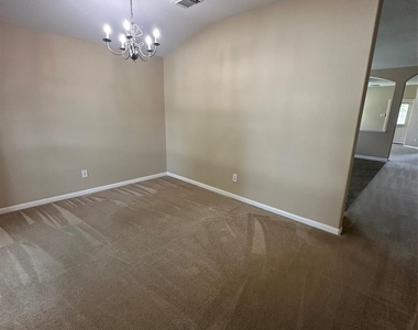 11750 Pinemeade Lane - Photo Thumbnail 6