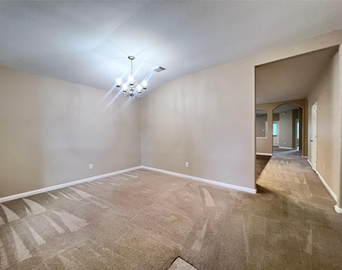 11750 Pinemeade Lane - Photo Thumbnail 3
