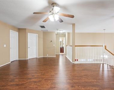 10306 Logan Bridge Lane - Photo Thumbnail 16
