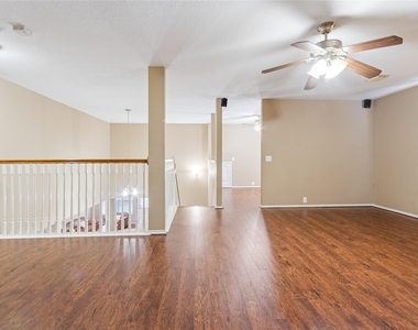10306 Logan Bridge Lane - Photo Thumbnail 14