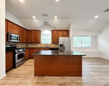 73 E Montfair Boulevard - Photo Thumbnail 14