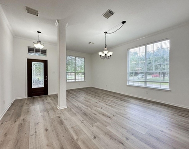 73 E Montfair Boulevard - Photo Thumbnail 1