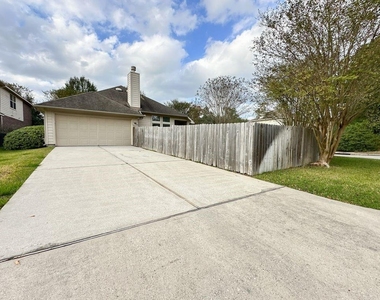 73 E Montfair Boulevard - Photo Thumbnail 30