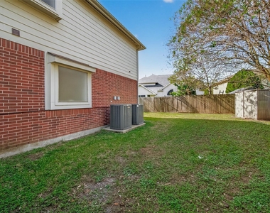 16315 April Ridge Drive - Photo Thumbnail 44