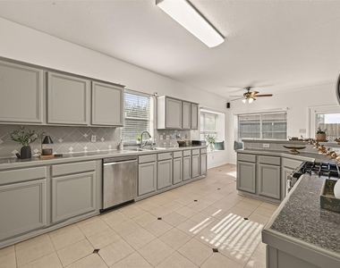 16315 April Ridge Drive - Photo Thumbnail 18