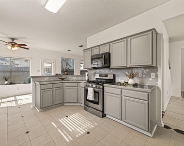 16315 April Ridge Drive - Photo Thumbnail 17