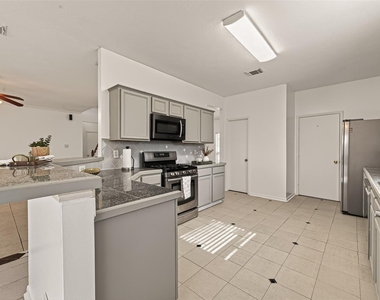 16315 April Ridge Drive - Photo Thumbnail 14