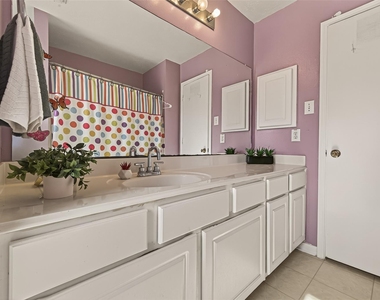 16315 April Ridge Drive - Photo Thumbnail 26