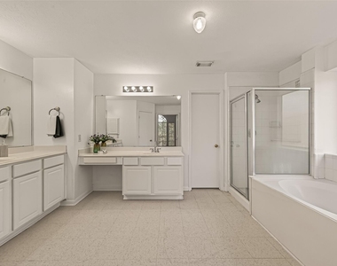 16315 April Ridge Drive - Photo Thumbnail 34