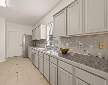16315 April Ridge Drive - Photo Thumbnail 13