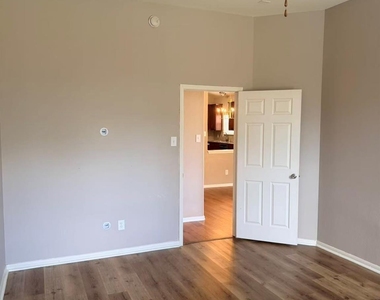 26327 Whittmore Fields Drive - Photo Thumbnail 16